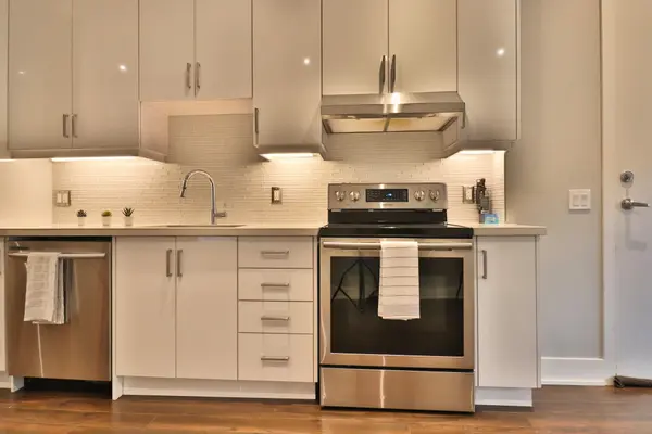 35 Cloverdale RD #Main, Toronto W03, ON M6N 3L6