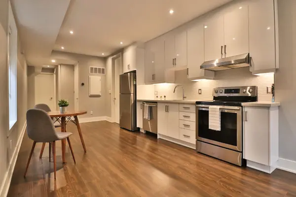 35 Cloverdale RD #Main, Toronto W03, ON M6N 3L6