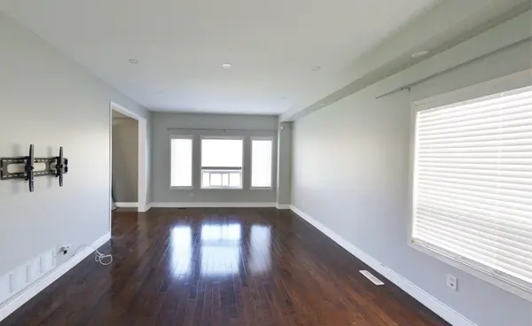 977 Kennedy CIR N, Milton, ON L9T 0C6