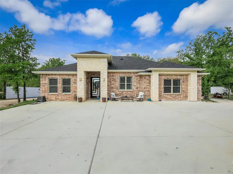 775 Phillips Drive, Azle, TX 76020