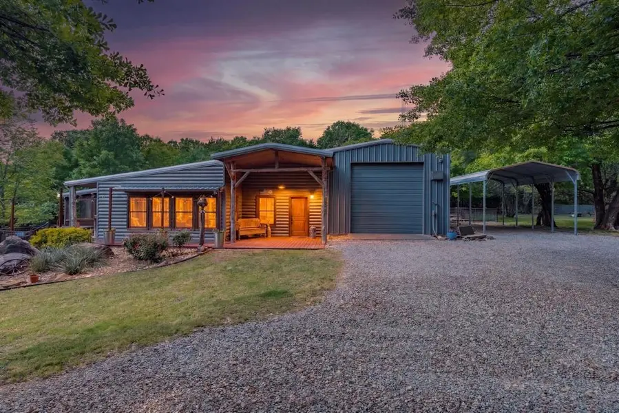 2680 County Road 2010, Ravenna, TX 75476