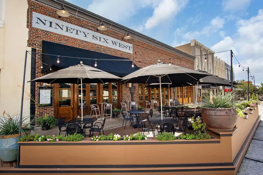 103 S Baylor Street, Brenham, TX 77833