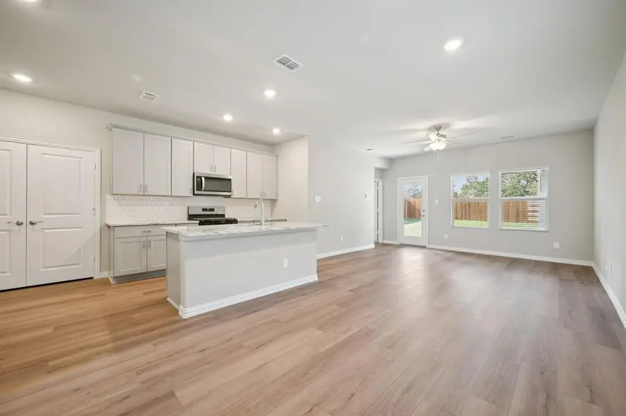 3610 Bridgeport Drive, Farmersville, TX 75442