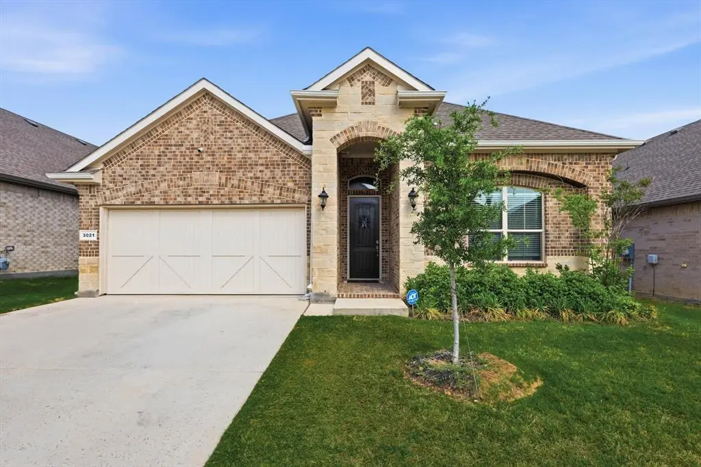 3021 Lionsgate Drive, Argyle, TX 76226
