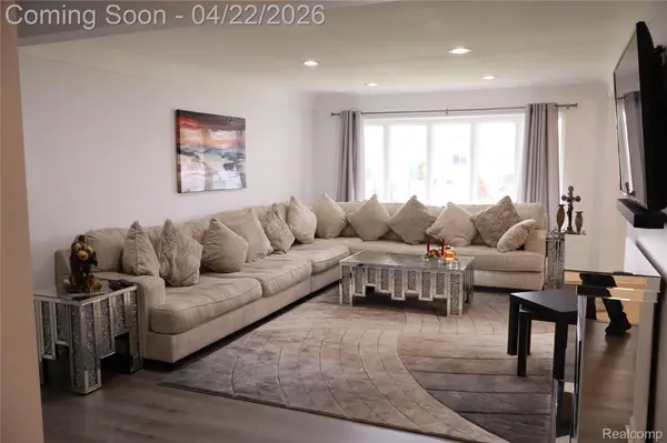 11114 Greendale DR, Sterling Heights, MI 48312