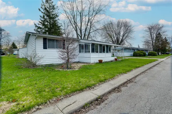 3333 Ravenswood, Marysville, MI 48040