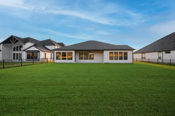 408 Double Eagle Court, Heath, TX 75032