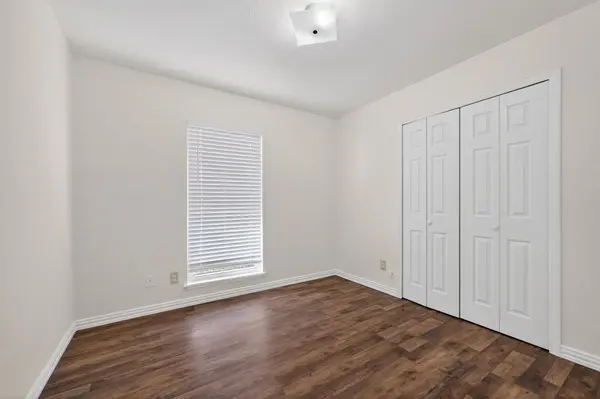 1918 Lamont Drive, Garland, TX 75040