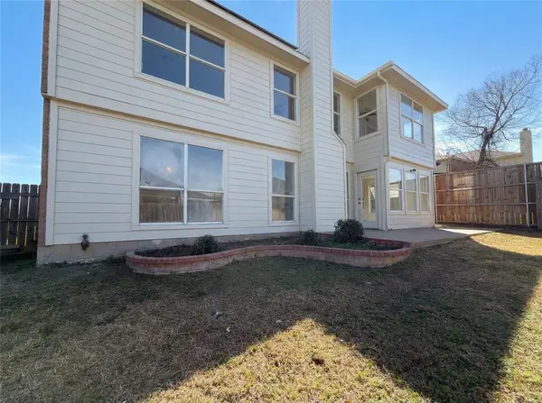 9708 Maryville Lane, Fort Worth, TX 76108