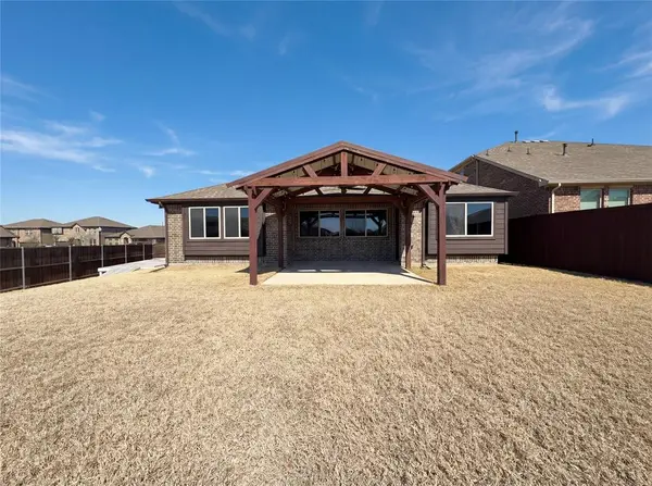 1308 Morning Ridge Trail, Aubrey, TX 76227