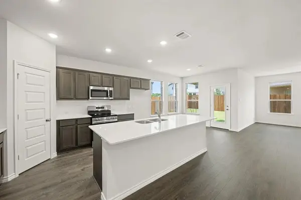 402 Saddle Lane, Denton, TX 76205