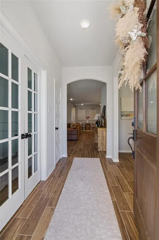 2960 Dixondale Drive, Fort Worth, TX 76108