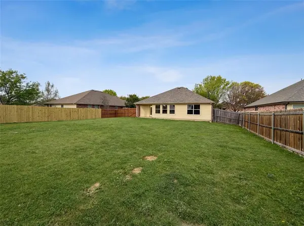 2002 Bayberry Court, Forney, TX 75126