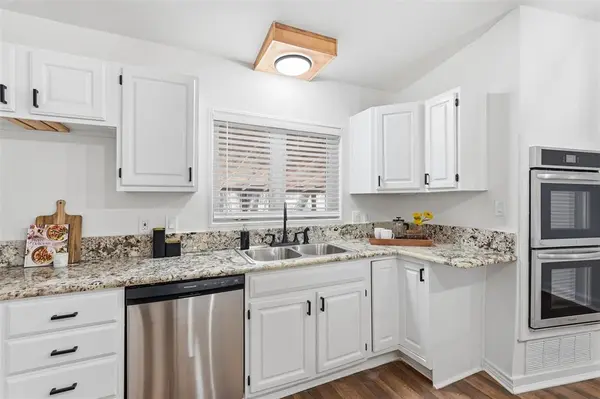 9902 County Road 2434, Terrell, TX 75160