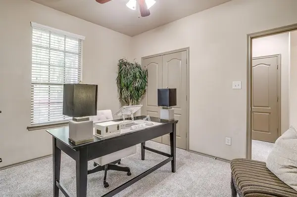 1733 Colorado Drive, Burleson, TX 76028