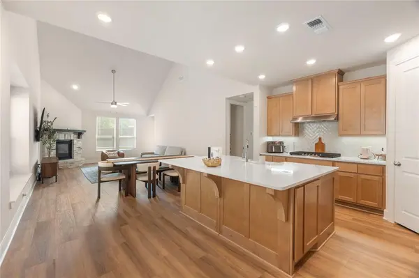 3906 Southbend Drive, Denison, TX 75020