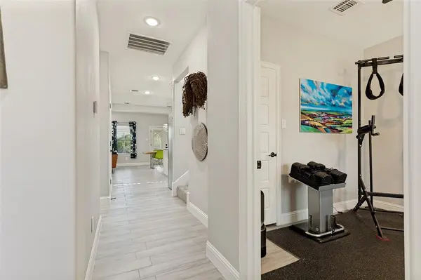 1921 Avenue C, Fort Worth, TX 76104