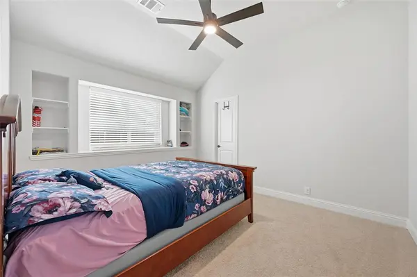 129 Fireberry Drive, Glenn Heights, TX 75154