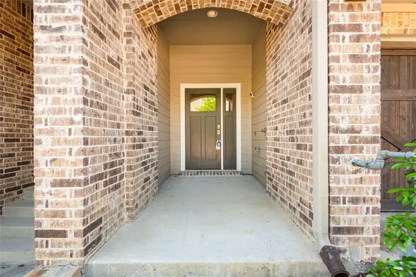 107 Harwood Drive #C13, Lewisville, TX 75067