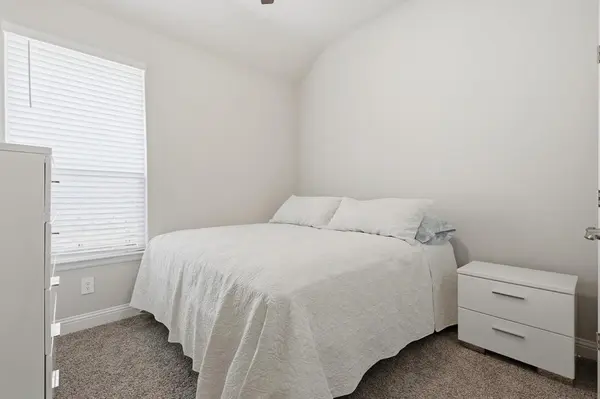 3021 Lionsgate Drive, Argyle, TX 76226