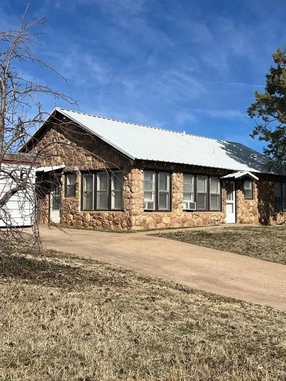 1310 Bell Street, Sweetwater, TX 79556