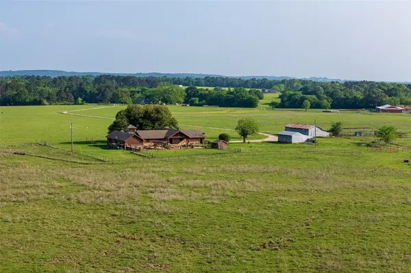 14803 Farm to Market Road 322, Elkhart, TX 75839