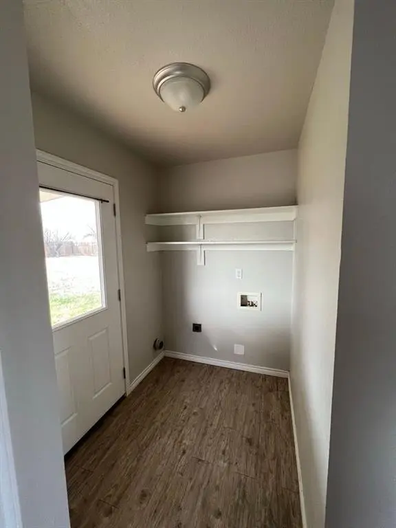 301 Thornton Street, Merkel, TX 79536