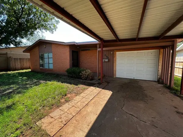 2105 N 8th, Abilene, TX 79603