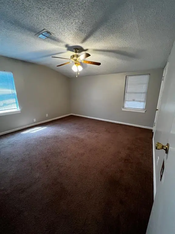 2105 N 8th, Abilene, TX 79603