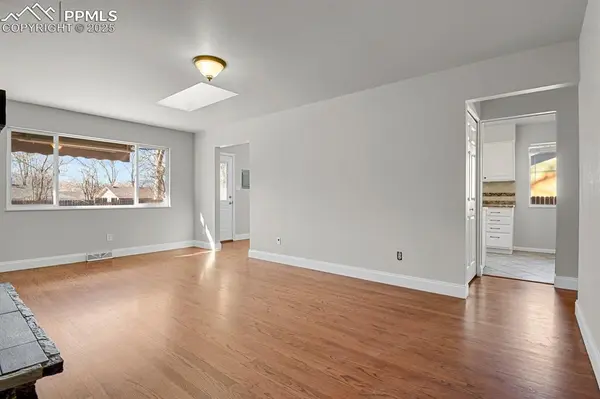 1722 Auburn DR, Colorado Springs, CO 80909