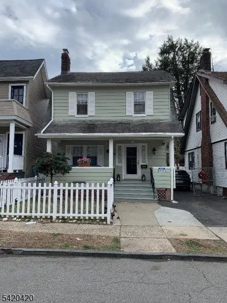 99 BURCHARD AVE, East Orange City, NJ 07017