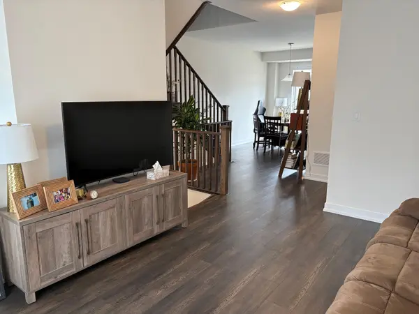 77 Riley Reed LN, Richmond Hill, ON L4S 0M3