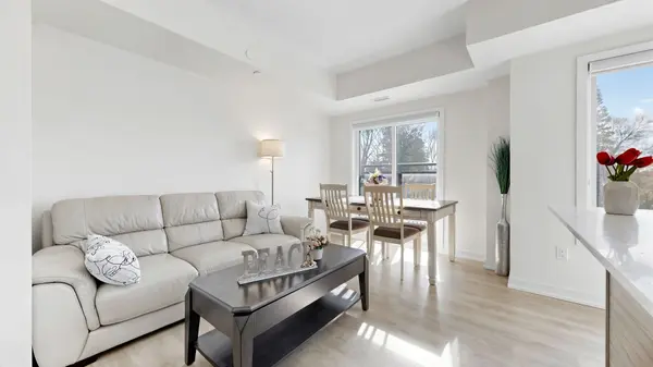 56 Elizabeth ST #1404, Richmond Hill, ON L4C 5W2