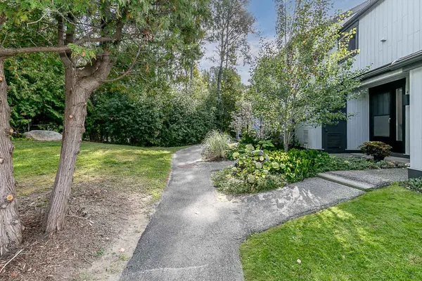 14 Dawson DR #415, Collingwood, ON L9Y 5B4