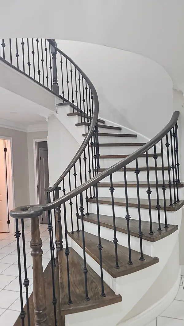 45 Livingston DR, Caledon, ON L7C 1A1