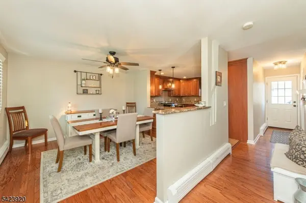 21 Carrol St, Fairfield Twp., NJ 07004