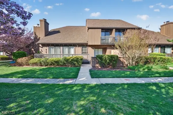 66 Kingsberry Dr #66, Franklin Twp., NJ 08873