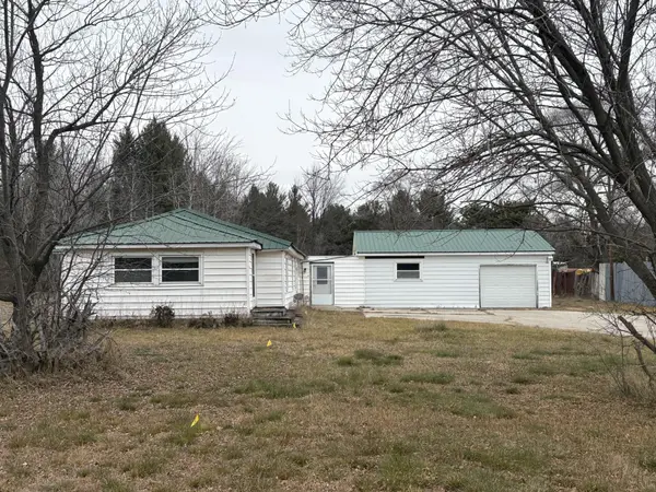 7315 E Pickard ST, Chippewa Twp, MI 48858