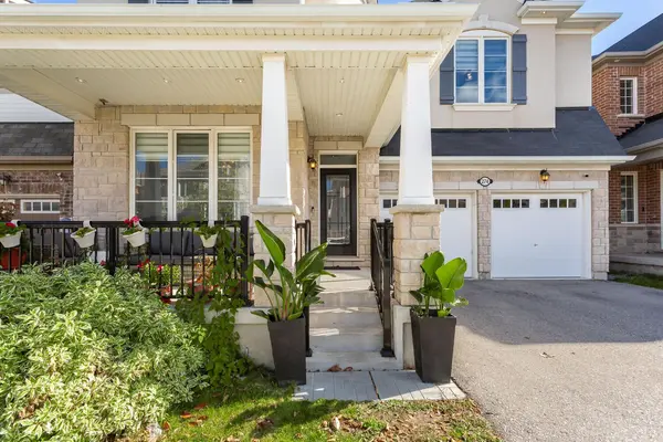 274 Hinton TER, Milton, ON L9E 1C8