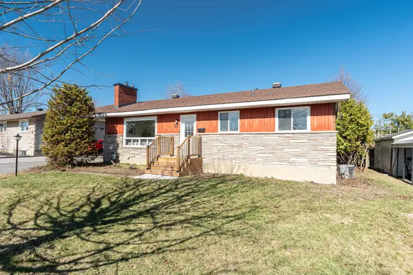 17 Wolmsley CRES, Meadowlands - Crestview And Area, ON K2G 1J3