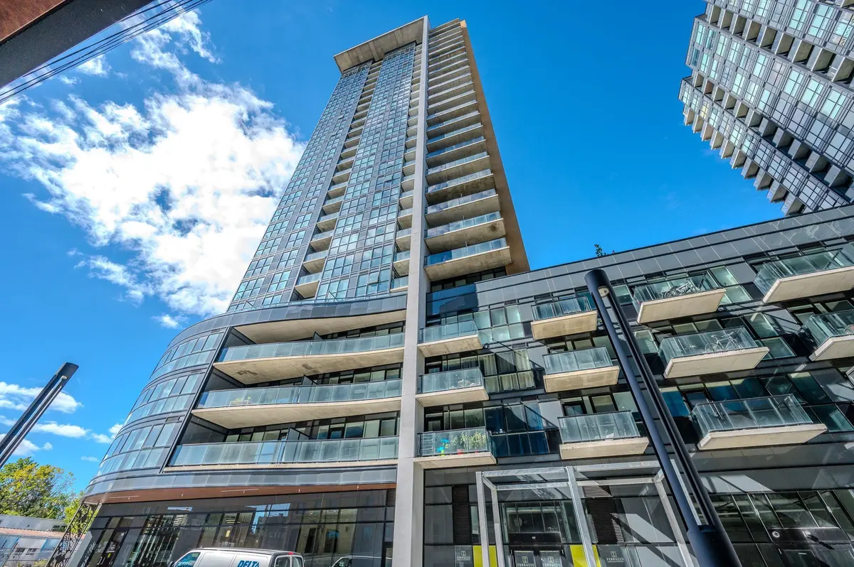 108 Garment ST #2512, Kitchener, ON N2G 0E2