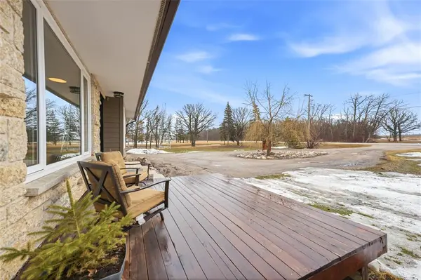 160 Blythefield RD, Sanford, MB R0G 2J0