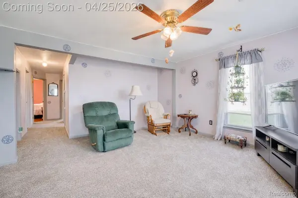 20796 Gibraltar RD, Brownstown Charter Township, MI 48183