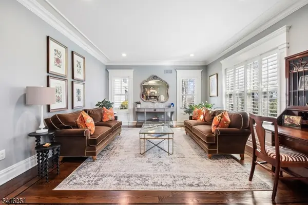 107 Longview Ave, Chatham Twp., NJ 07928