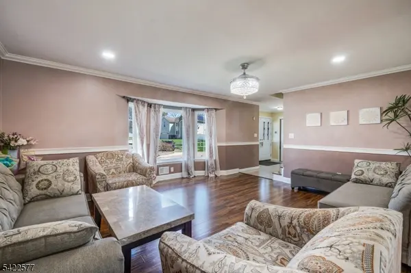 38 Johanna Court, Piscataway Twp., NJ 08854