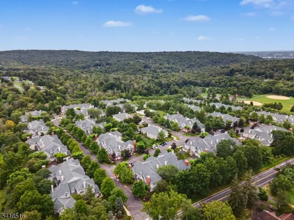 18 Loft Dr, Bridgewater Twp., NJ 08836