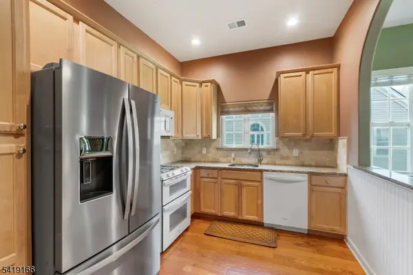 579 EDWARD ST., Lopatcong Twp., NJ 08865