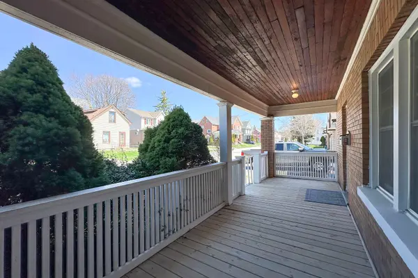 49 Brock ST E, Oshawa, ON L1G 1R8