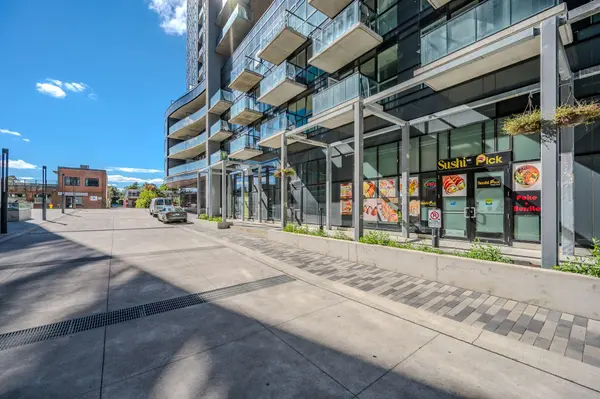 108 Garment ST #2512, Kitchener, ON N2G 0E2