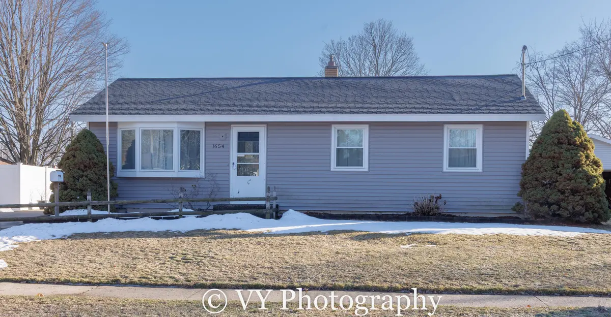 1654 34th ST SW, City Of Wyoming, MI 49519